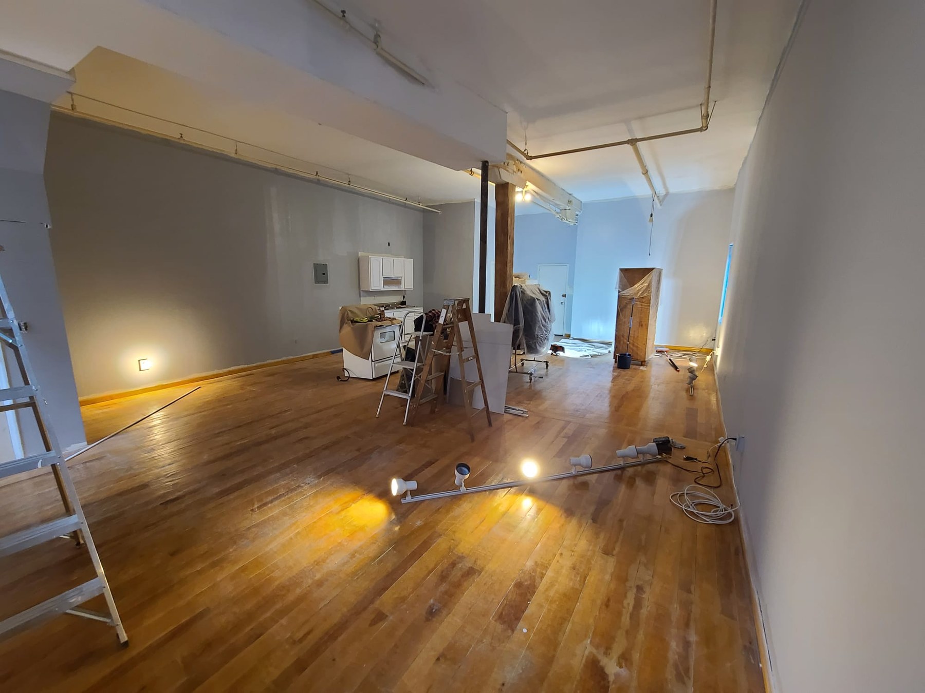 Commercial Gallery and Showroom Turnover