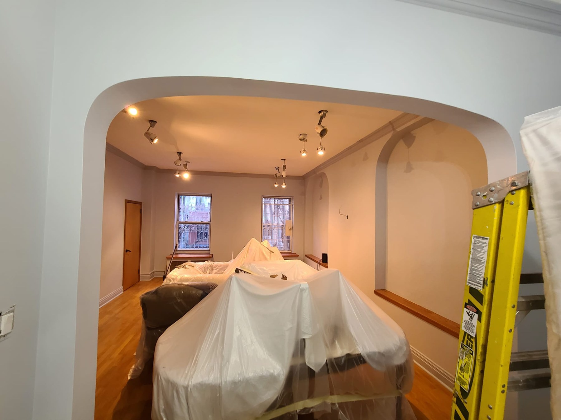 Brooklyn Arched Living Room After S&P America Painting Level 5 Finish